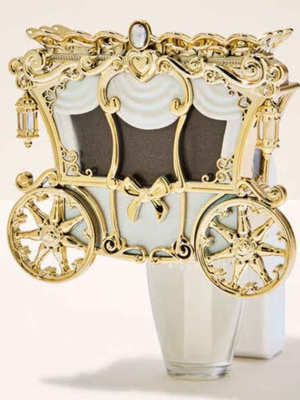CARRIAGE Projector Nightlight Wallflowers Plug